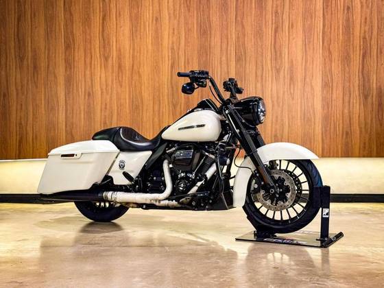 HARLEY-DAVIDSON ROAD KING SPECIAL HARLEY-DAVIDSON ROAD KING SPECIAL